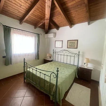 Louise, Via Romangia 22 A, Stintino. Villa Stintino